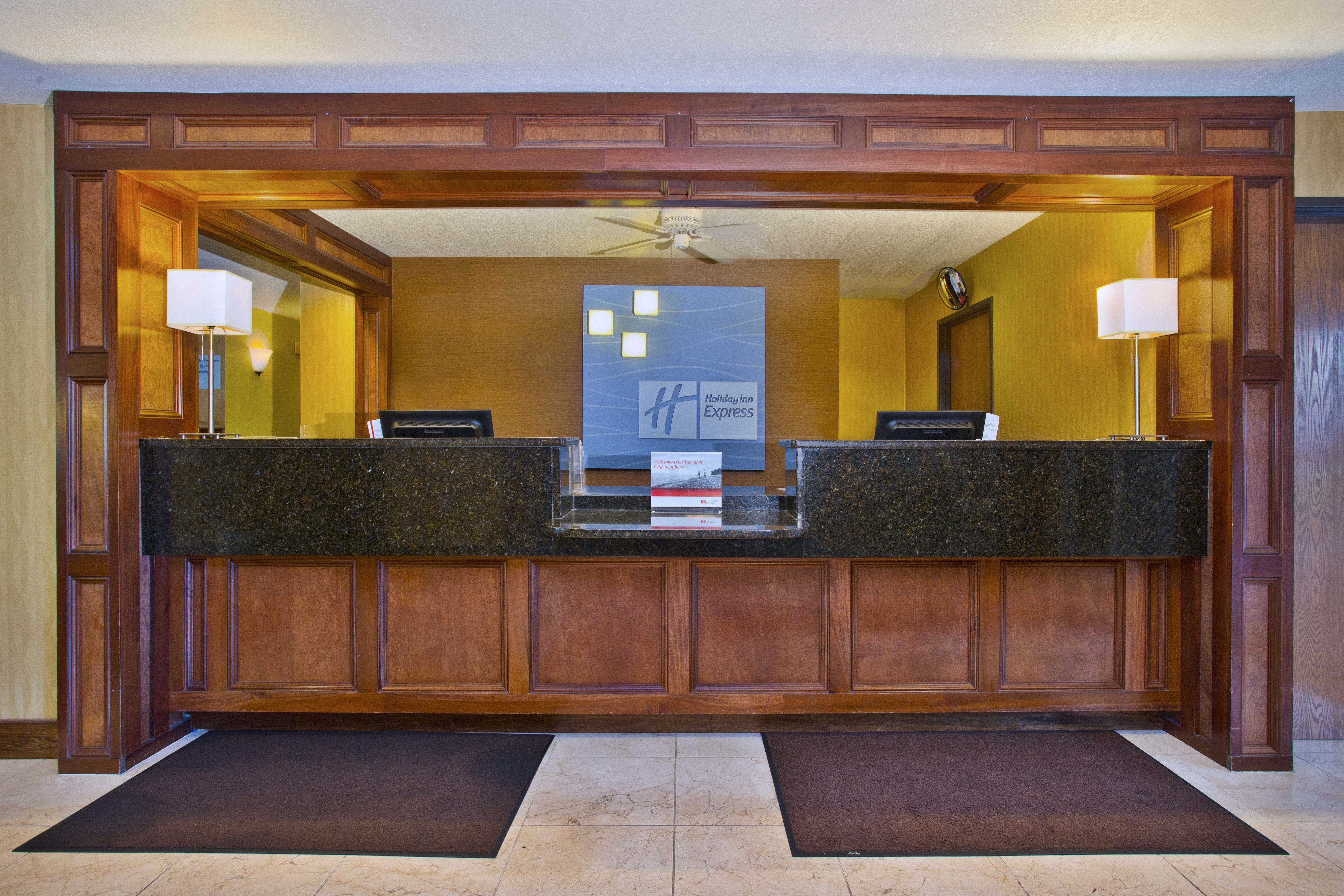 Holiday Inn Express Mackinaw City By Ihg Eksteriør bilde