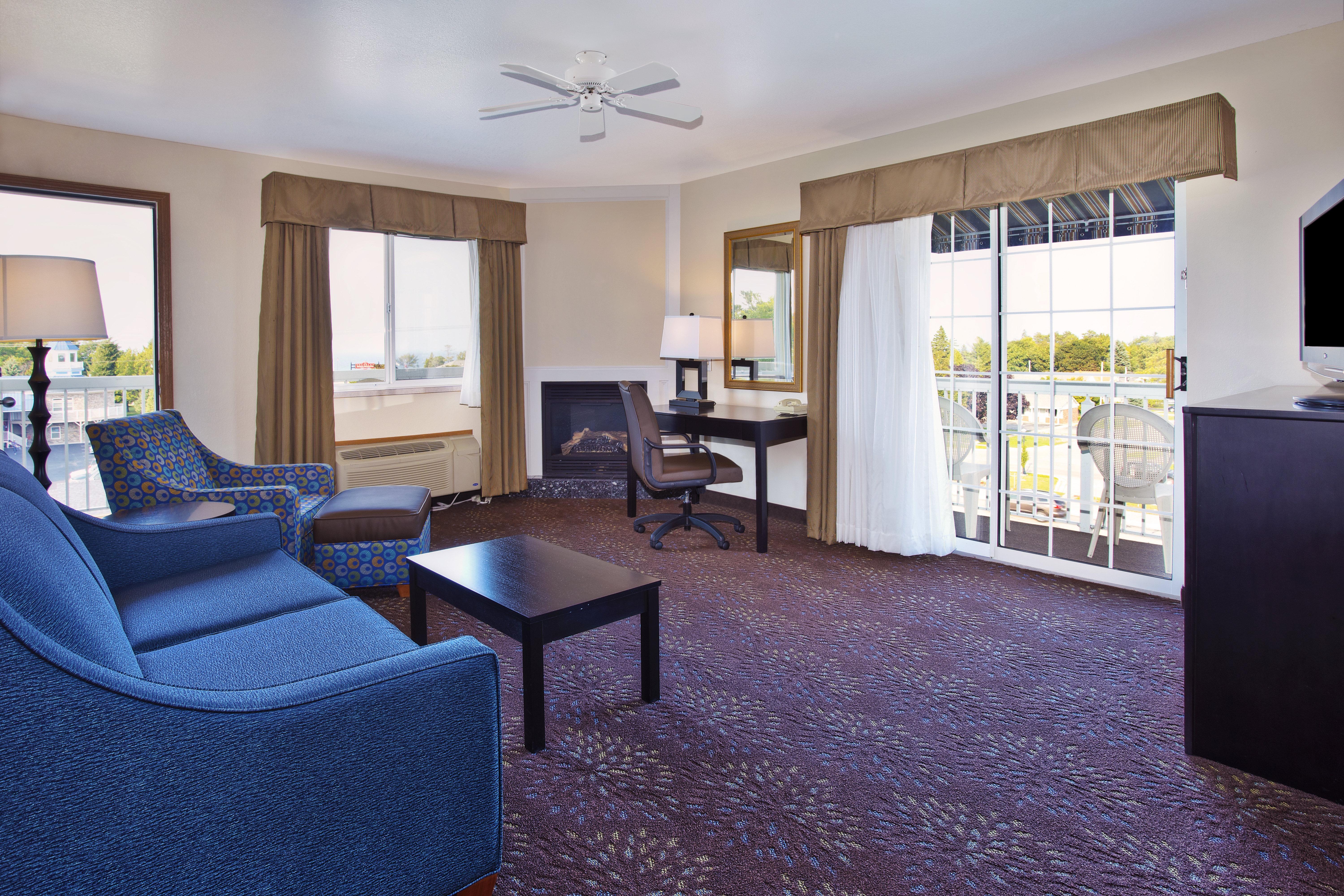 Holiday Inn Express Mackinaw City By Ihg Eksteriør bilde