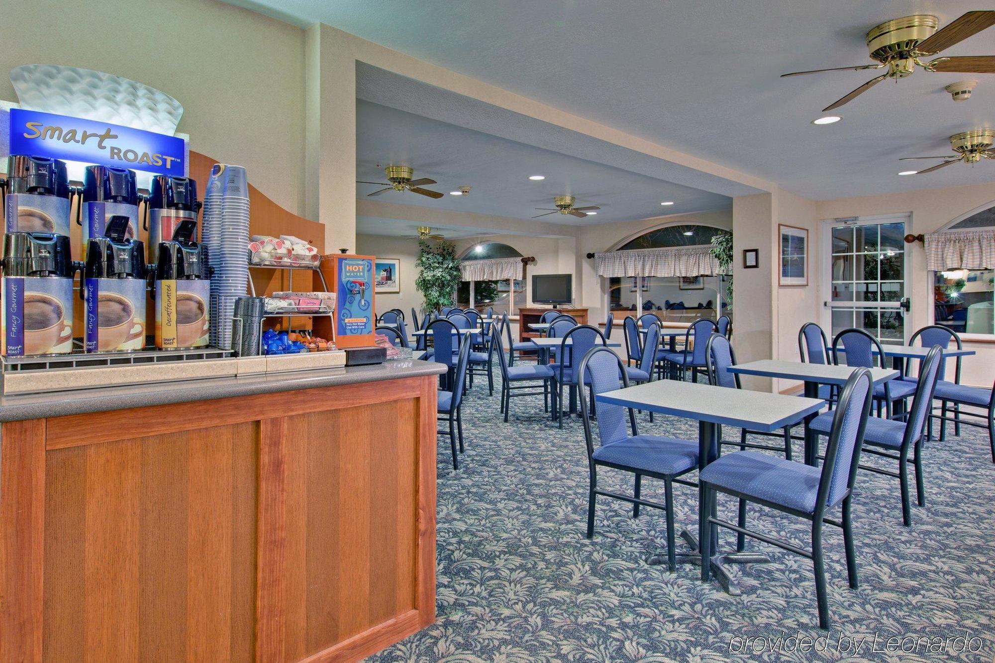 Holiday Inn Express Mackinaw City By Ihg Eksteriør bilde