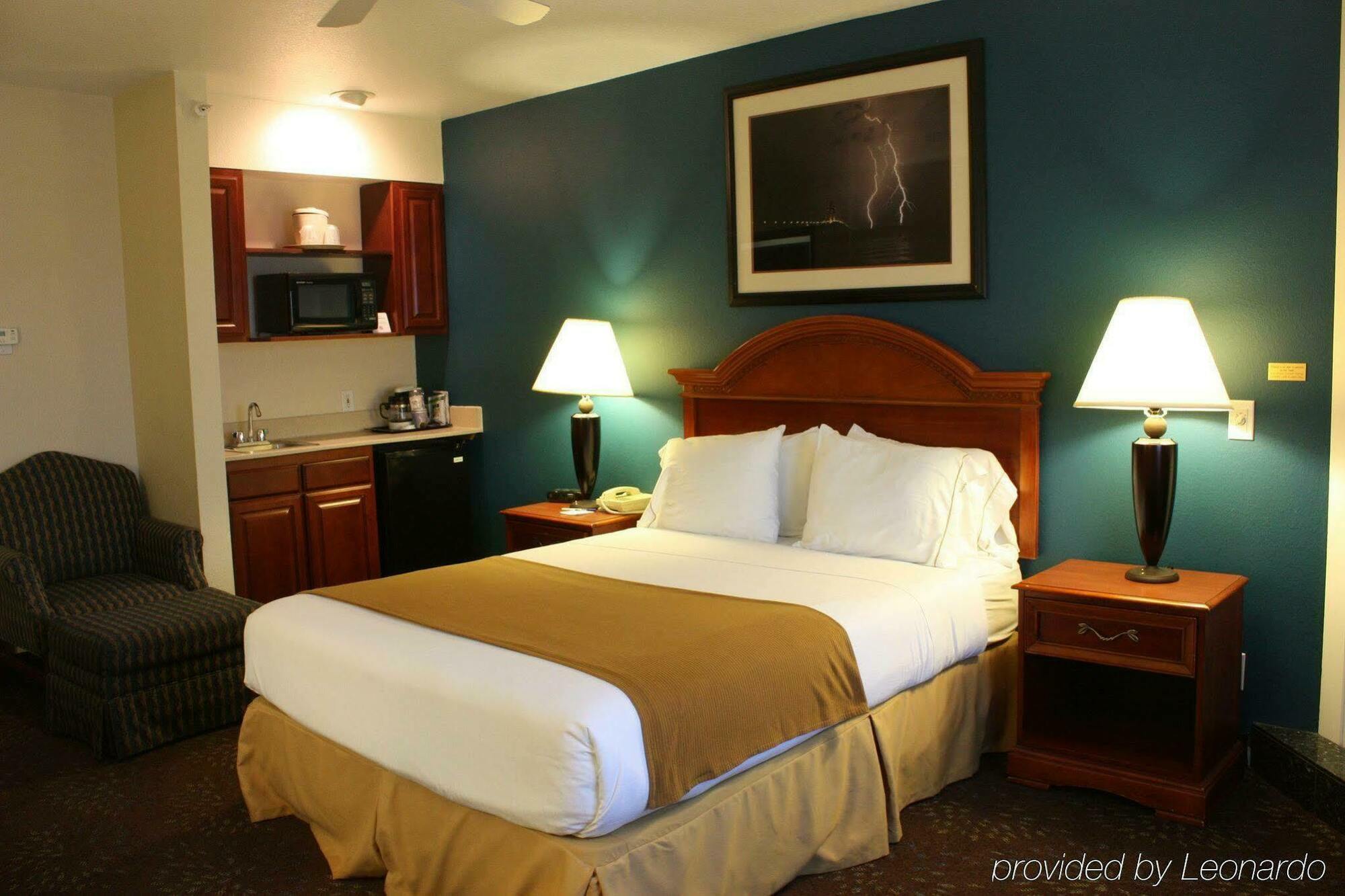 Holiday Inn Express Mackinaw City By Ihg Eksteriør bilde